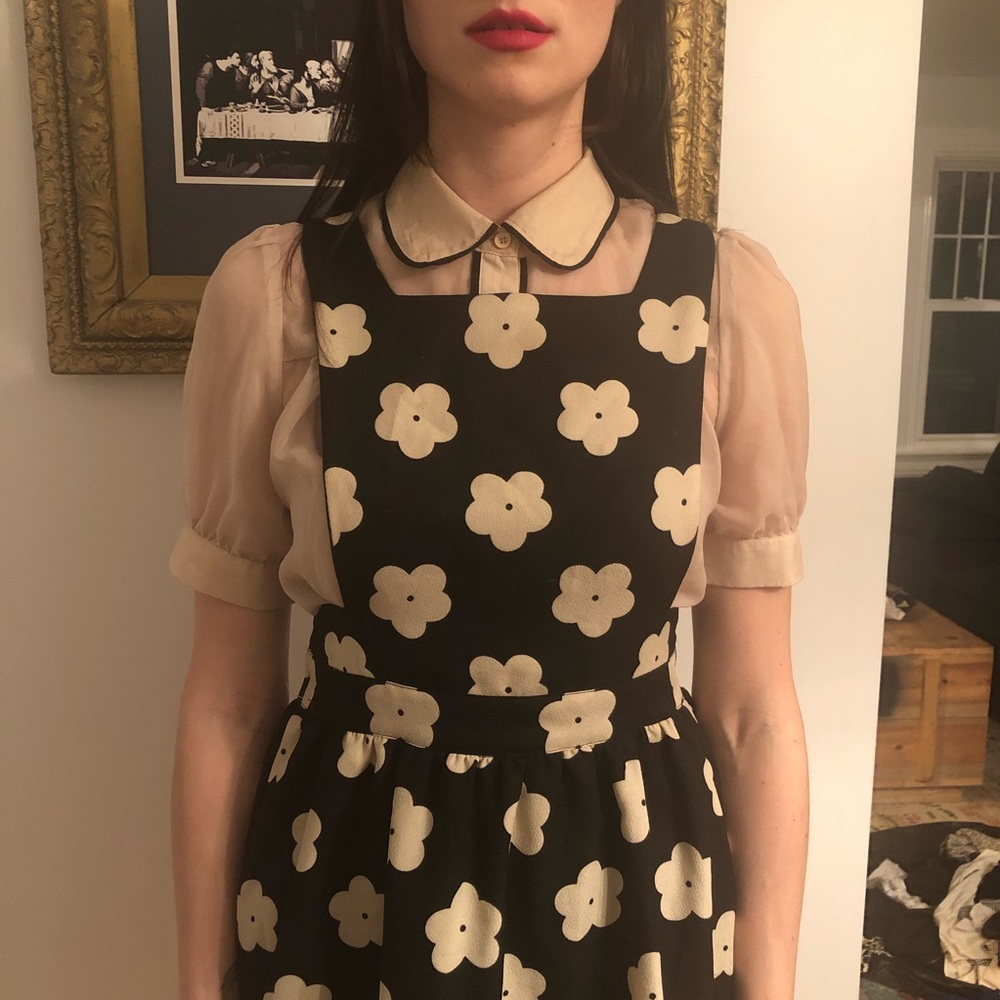 70s Inspired Black and White Floral Print Dress - Picture 2 of 3